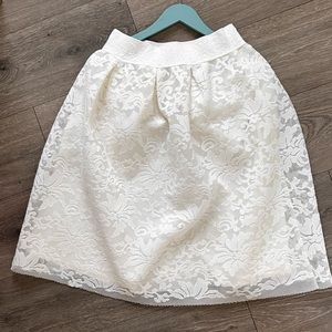 Vintage The Moon White Lace  Skirt Size L